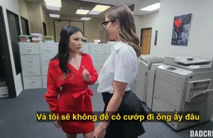Em đẹp quá, cho anh đụ cái nhé!