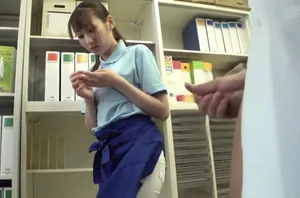 búp măng non vào đời sớm